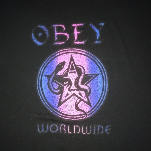 Obey Tops - OBEY worldwide black hoodie pouch pocket size M.   🎉🎉Host pick🎉🎉